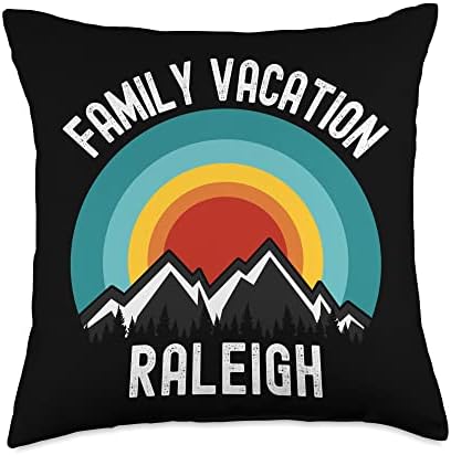 Komik Raleigh Raleigh Aile Tatil Eşleştirme Kıyafet Atmak Yastık, 18x18, Çok Renkli